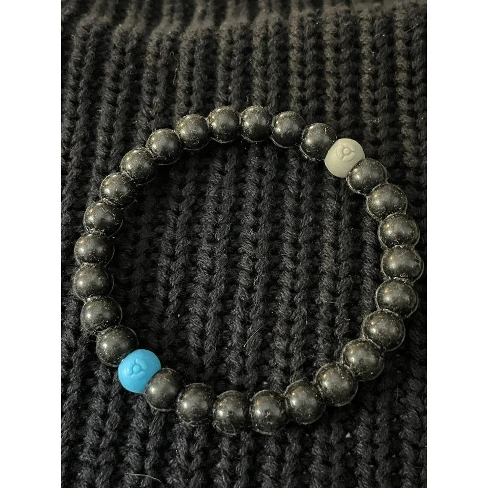 Set Of 2 Black and White Beaded Fashion Style Child's‎ Bracelets